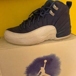 Womens 8 jordan 12 retro indigo